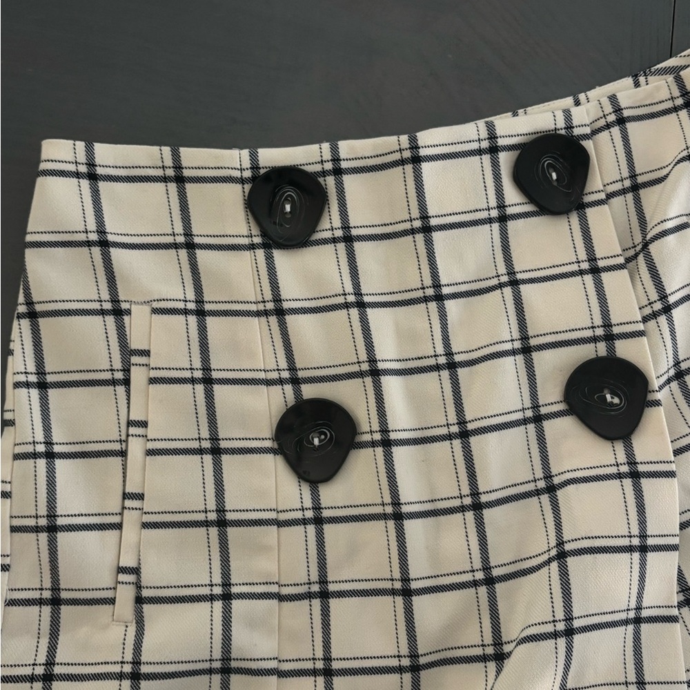 Zara Cream and Black Checkered Pencil Skirt
